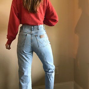 Womens Cowboy Cut Wranglers Size 11